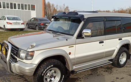 Mitsubishi Pajero III рестайлинг, 1994 год, 790 000 рублей, 2 фотография