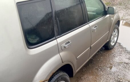 Nissan X-Trail, 2005 год, 600 000 рублей, 4 фотография