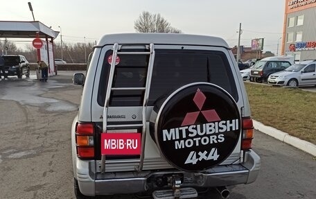 Mitsubishi Pajero III рестайлинг, 1994 год, 790 000 рублей, 4 фотография