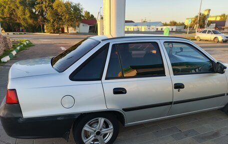 Daewoo Nexia I рестайлинг, 2015 год, 380 000 рублей, 4 фотография