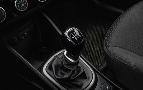 KIA Rio III рестайлинг, 2015 год, 949 000 рублей, 20 фотография