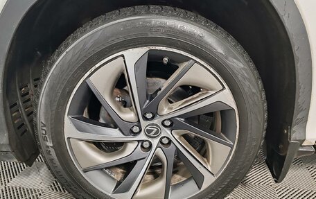 Lexus RX IV рестайлинг, 2019 год, 3 890 000 рублей, 17 фотография