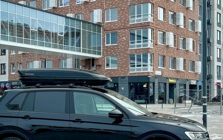 Volkswagen Tiguan II, 2019 год, 2 350 000 рублей, 1 фотография