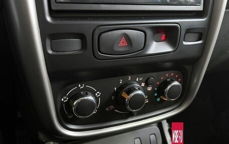 Renault Duster I рестайлинг, 2014 год, 699 000 рублей, 9 фотография