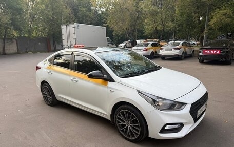 Hyundai Solaris II рестайлинг, 2019 год, 1 050 000 рублей, 2 фотография