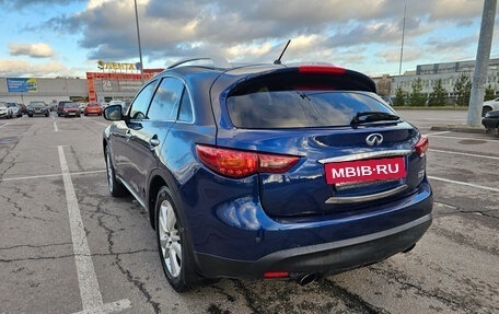 Infiniti FX II, 2012 год, 2 000 000 рублей, 11 фотография