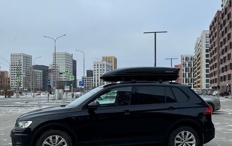 Volkswagen Tiguan II, 2019 год, 2 350 000 рублей, 4 фотография