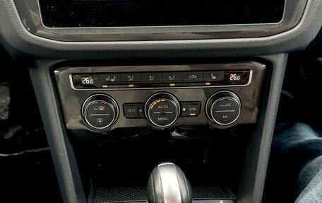 Volkswagen Tiguan II, 2019 год, 2 350 000 рублей, 8 фотография