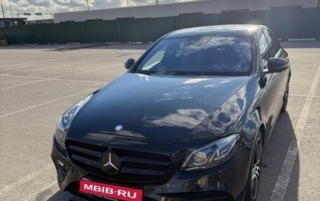 Mercedes-Benz E-Класс, 2016 год, 3 000 000 рублей, 1 фотография