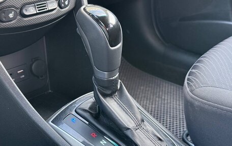 Hyundai Solaris II рестайлинг, 2015 год, 1 050 000 рублей, 13 фотография