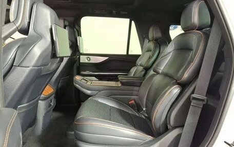 Lincoln Navigator, 2025 год, 14 910 000 рублей, 16 фотография