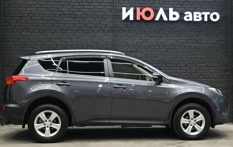 Toyota RAV4, 2014 год, 2 000 000 рублей, 8 фотография
