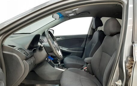 Hyundai Solaris II рестайлинг, 2011 год, 630 000 рублей, 10 фотография