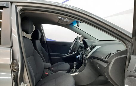 Hyundai Solaris II рестайлинг, 2011 год, 630 000 рублей, 11 фотография