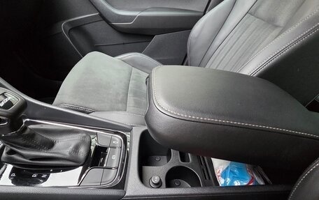 Skoda Karoq I, 2020 год, 2 500 000 рублей, 13 фотография