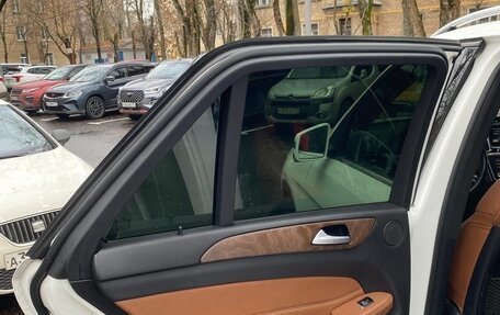 Mercedes-Benz GLE, 2016 год, 3 650 000 рублей, 10 фотография