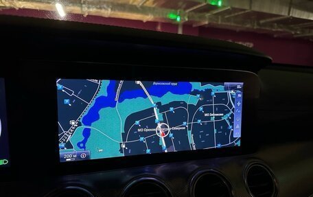 Mercedes-Benz E-Класс, 2016 год, 3 000 000 рублей, 12 фотография