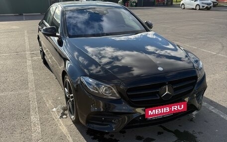 Mercedes-Benz E-Класс, 2016 год, 3 000 000 рублей, 2 фотография