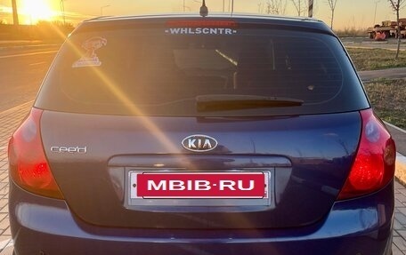 KIA cee'd I рестайлинг, 2008 год, 700 000 рублей, 4 фотография