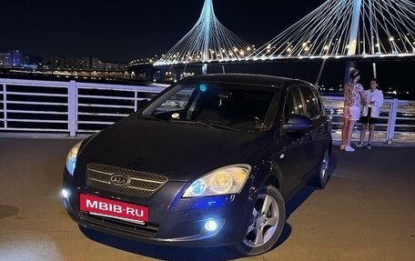 KIA cee'd I рестайлинг, 2008 год, 700 000 рублей, 13 фотография