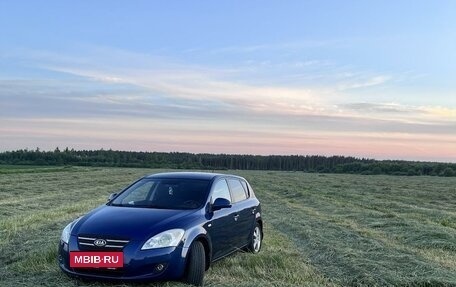 KIA cee'd I рестайлинг, 2008 год, 700 000 рублей, 16 фотография