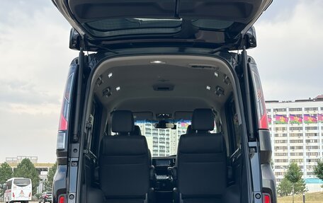 Honda Stepwgn IV, 2017 год, 1 850 000 рублей, 17 фотография