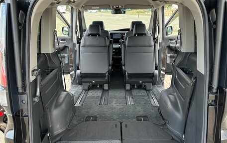 Honda Stepwgn IV, 2017 год, 1 850 000 рублей, 22 фотография