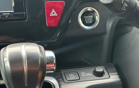 Honda Stepwgn IV, 2017 год, 1 850 000 рублей, 30 фотография