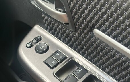 Honda Stepwgn IV, 2017 год, 1 850 000 рублей, 32 фотография