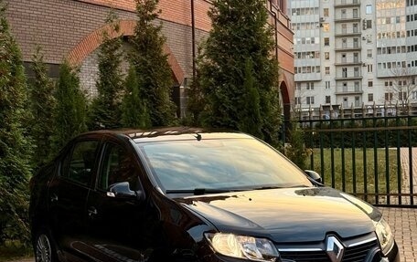 Renault Logan II, 2016 год, 820 000 рублей, 4 фотография