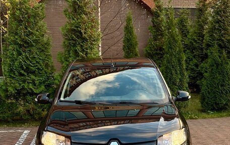 Renault Logan II, 2016 год, 820 000 рублей, 5 фотография