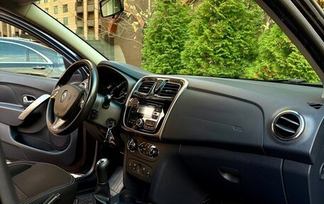 Renault Logan II, 2016 год, 820 000 рублей, 21 фотография