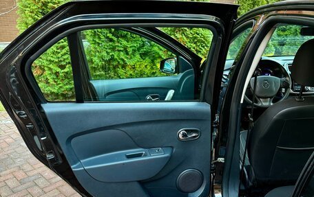 Renault Logan II, 2016 год, 820 000 рублей, 28 фотография