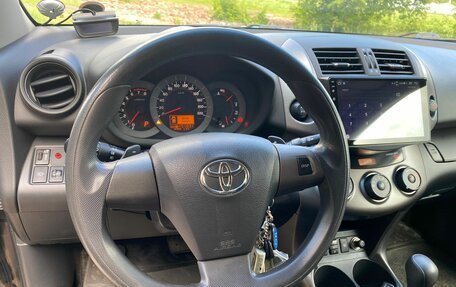 Toyota RAV4, 2011 год, 1 430 000 рублей, 4 фотография