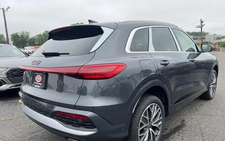 Audi Q5, 2025 год, 8 600 000 рублей, 2 фотография