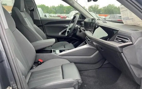 Audi Q5, 2025 год, 8 600 000 рублей, 30 фотография