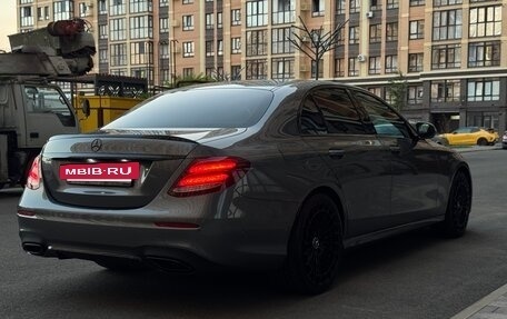 Mercedes-Benz E-Класс, 2019 год, 4 199 000 рублей, 7 фотография