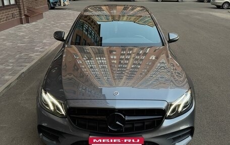 Mercedes-Benz E-Класс, 2019 год, 4 199 000 рублей, 12 фотография