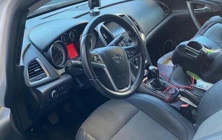 Opel Astra J, 2011 год, 622 248 рублей, 5 фотография