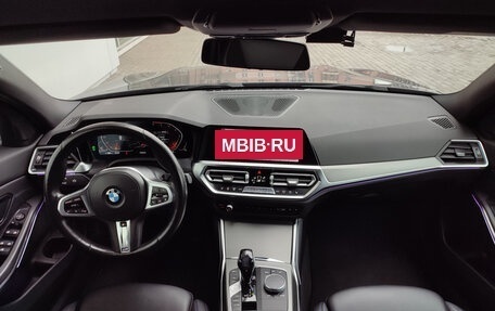 BMW 3 серия, 2021 год, 4 750 000 рублей, 18 фотография