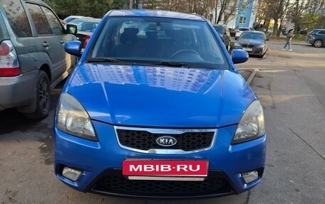KIA Rio II, 2010 год, 600 000 рублей, 1 фотография