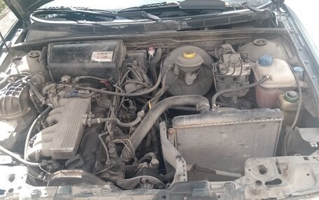 Audi 80, 1994 год, 300 000 рублей, 8 фотография