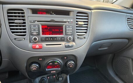 KIA Rio II, 2010 год, 600 000 рублей, 12 фотография