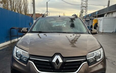 Renault Sandero II рестайлинг, 2018 год, 1 200 000 рублей, 12 фотография