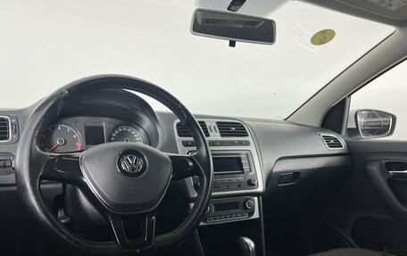 Volkswagen Polo VI (EU Market), 2016 год, 950 000 рублей, 14 фотография