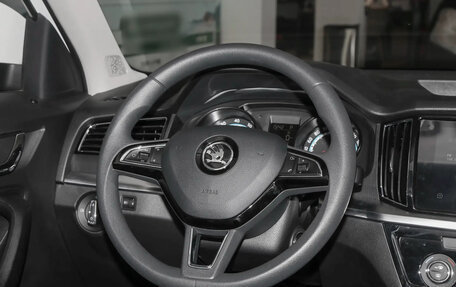 Skoda Kamiq I, 2025 год, 2 400 000 рублей, 11 фотография