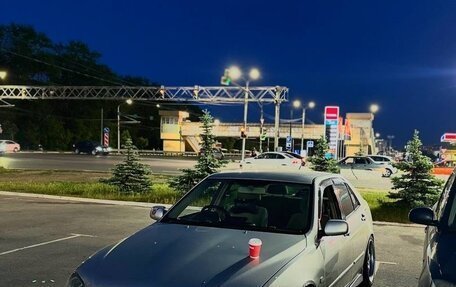 Toyota Altezza, 2002 год, 800 000 рублей, 3 фотография