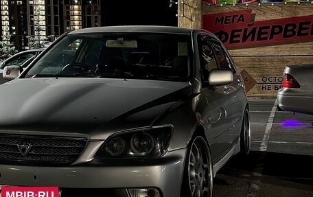 Toyota Altezza, 2002 год, 800 000 рублей, 2 фотография