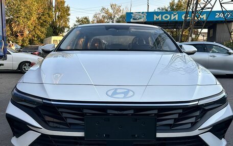 Hyundai Elantra, 2024 год, 2 350 000 рублей, 8 фотография