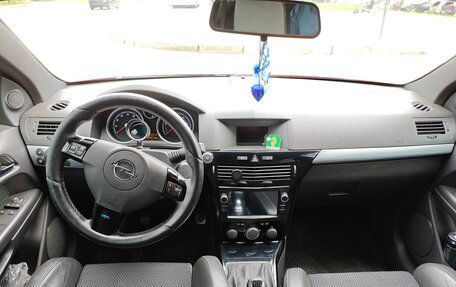 Opel Astra OPC H, 2008 год, 900 000 рублей, 10 фотография